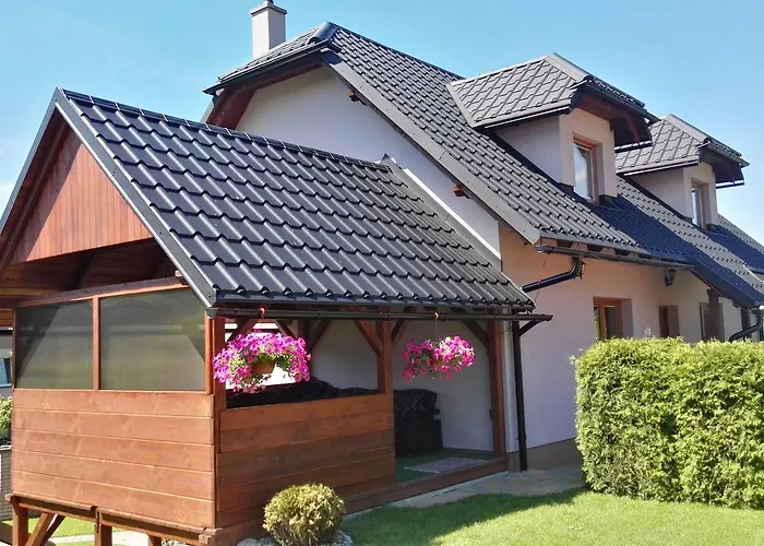 Apartmany U Tenisoveho Kurtu