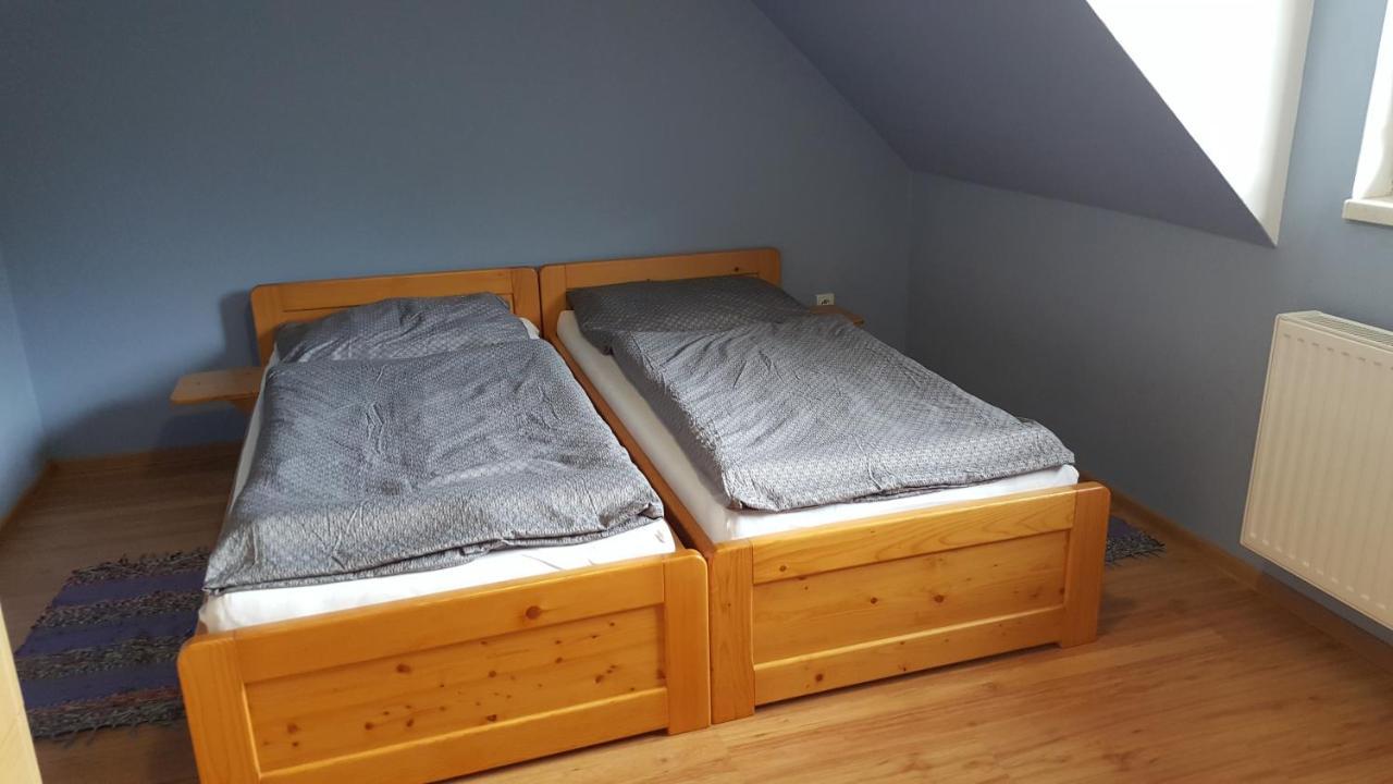 U Tenisoveho Kurtu Apartment *